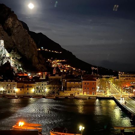 Penthouse Maremonte Apartment Omiš Екстериор снимка